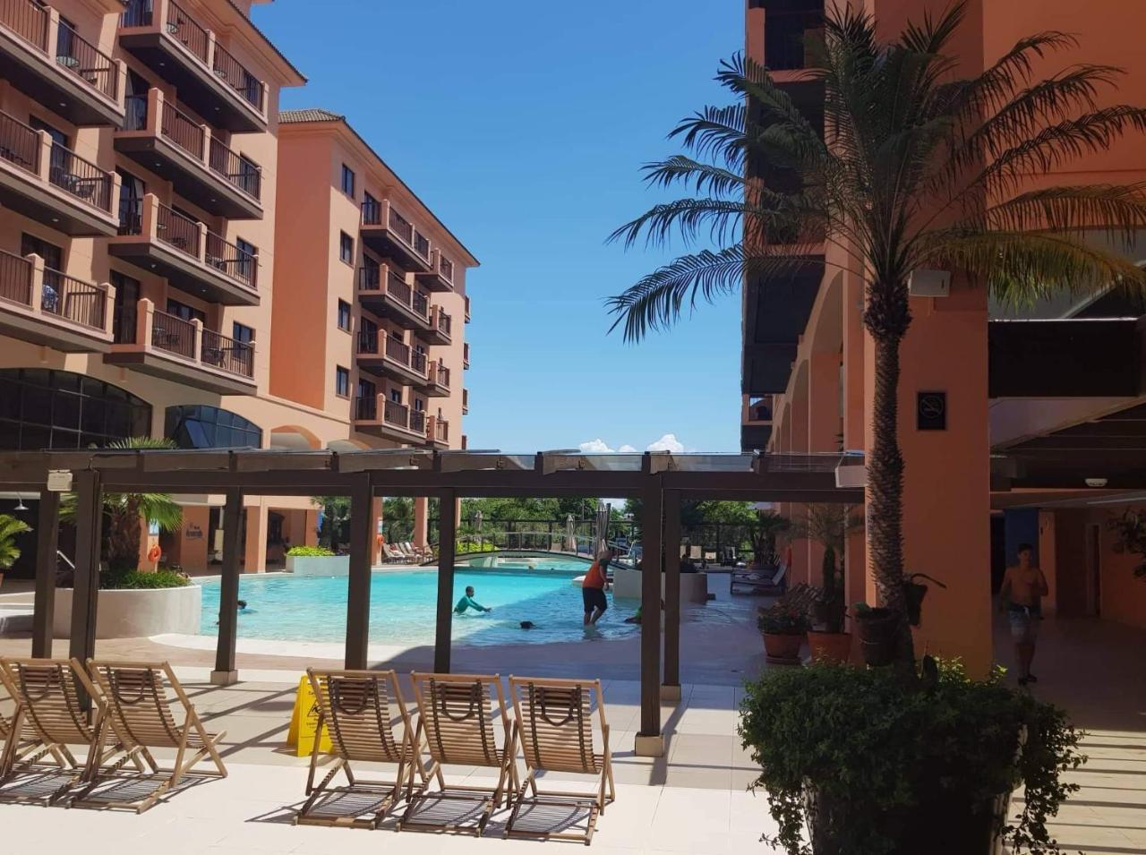 Apto Pes Na Areia Em Hotel Jurere Beach Jurere Internacional Флорианополис Экстерьер фото